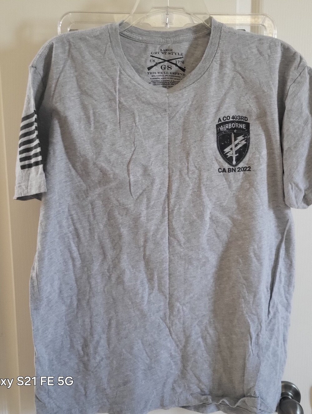 Grey Graphic Short-Sleeve Men’s T-Shirt - Military Crest